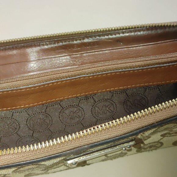 Michael Kors Jet Set Large Zip-Around Wallet Monogram Brown & Tan Canvas Leather - Picture 8 of 8